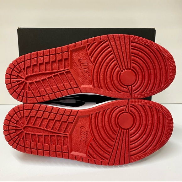 Air Jordan 1 Low 8.5 mens - Picture 6 of 11